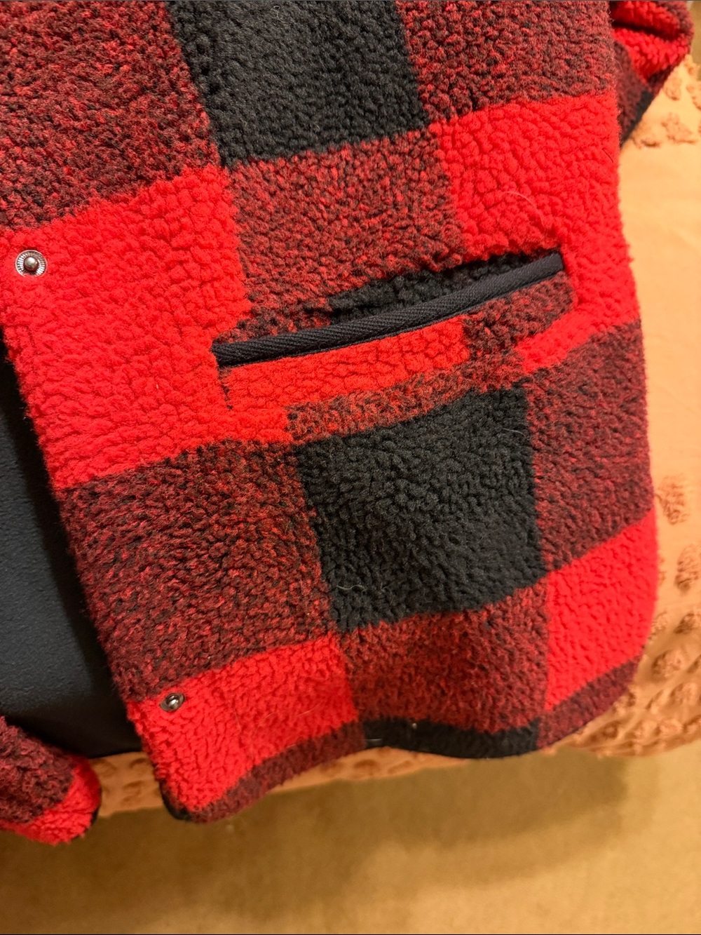 OLD NAVY Red & Black Buffalo Plaid Sherpa Jacket - Picture 4 of 4